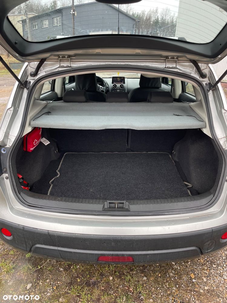 Nissan Qashqai 2.0 dCi Tekna Premium - 10