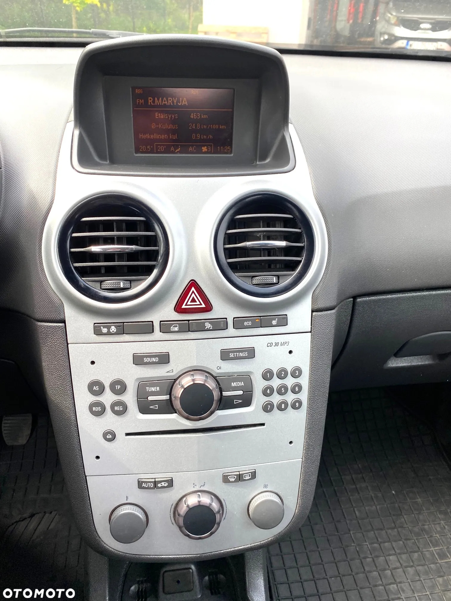 Opel Corsa 1.2 16V Cosmo - 8