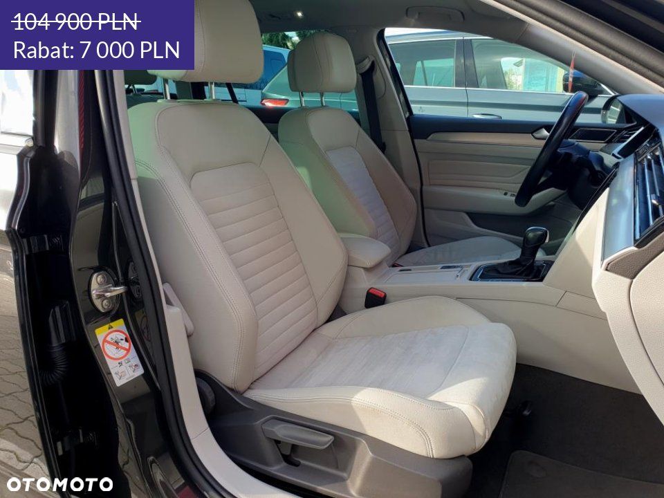 Volkswagen Passat - 11