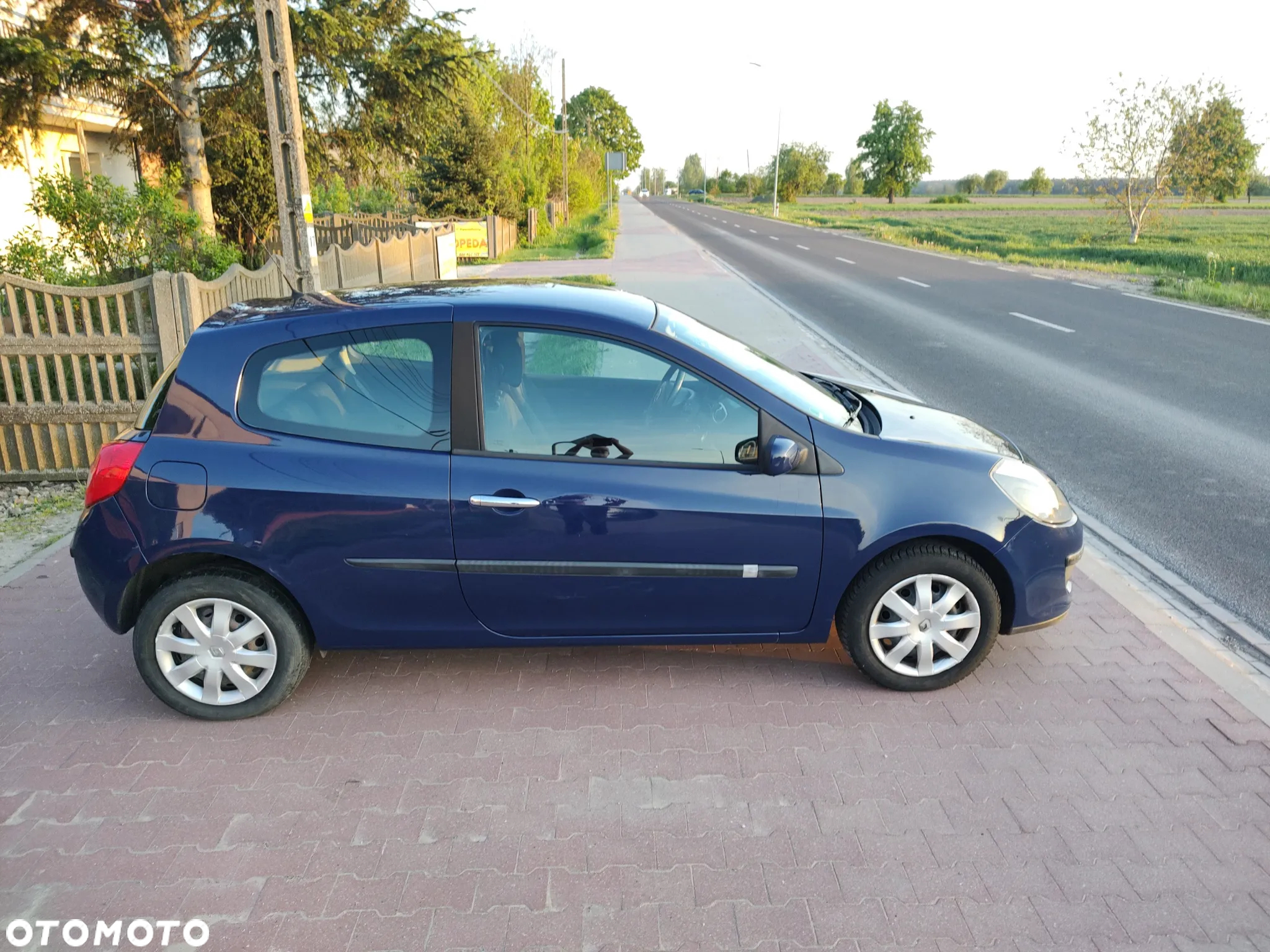 Renault Clio 1.2 TCE Authentique - 19