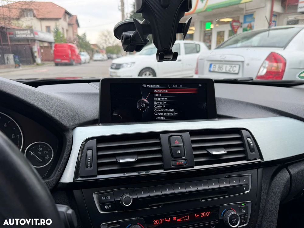 BMW Seria 3 320d Efficient Dynamic Edition Aut. Blue Performan Sport Line - 10