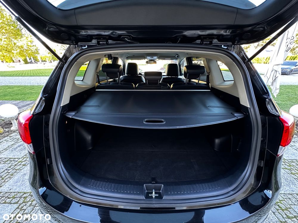 Kia Carens 1.7 CRDi L - 32