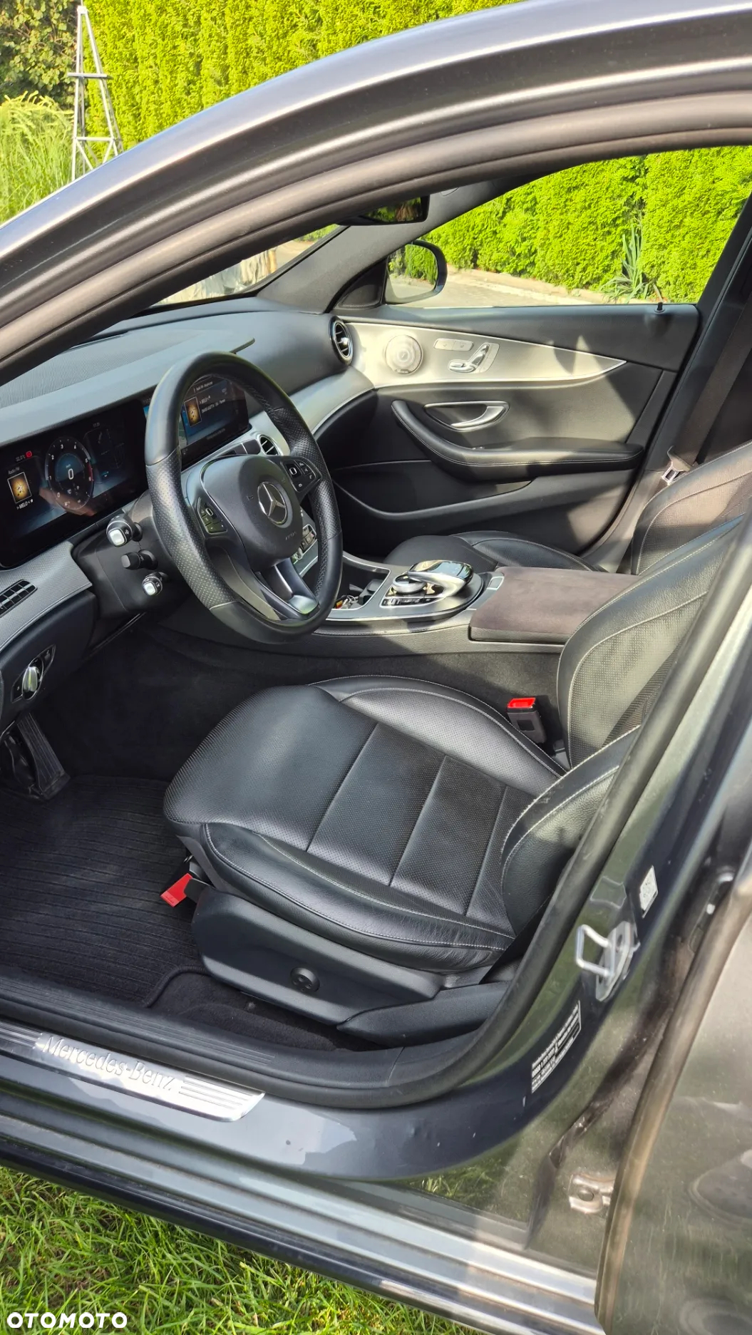 Mercedes-Benz Klasa E 220 d 9G-TRONIC AMG Line - 12