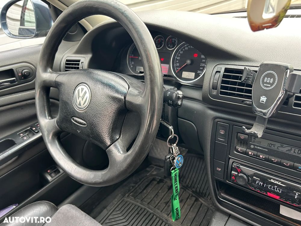 Volkswagen Passat 1.9 TDI - 35
