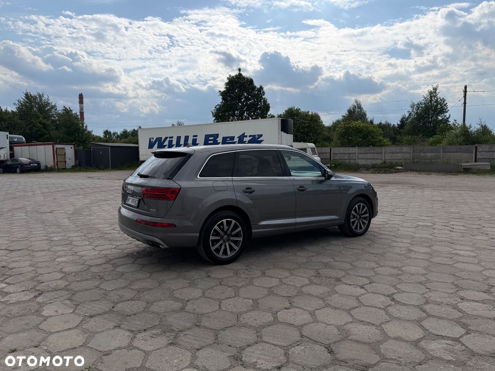 Audi Q7 - 7