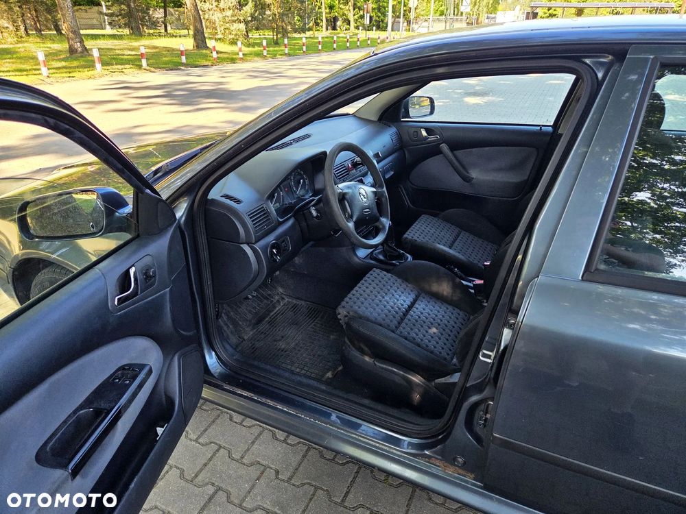 Skoda Octavia 1.9 TDI Tour - 9