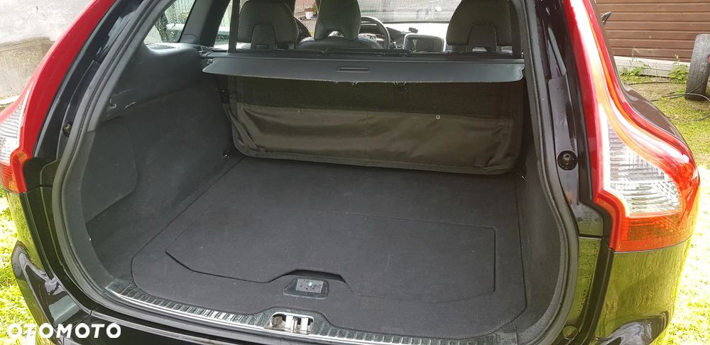 Volvo XC 60 D3 Geartronic Summum - 13