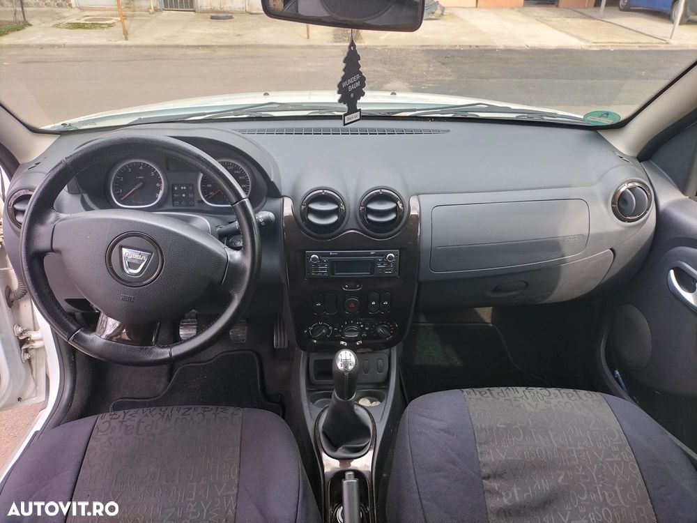 Dacia Duster 1.6 16V 105 4x2 Laureate - 5