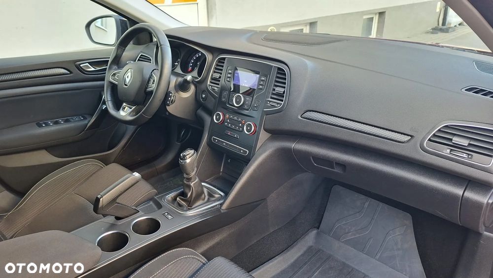 Renault Megane 1.6 SCe Limited 2018 - 5
