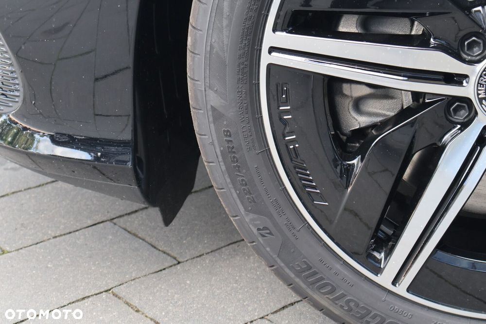 Mercedes-Benz CLA - 25
