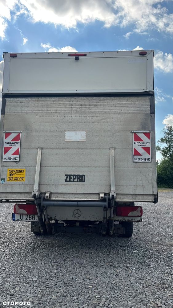 Mercedes-Benz Sprinter 318 - 4