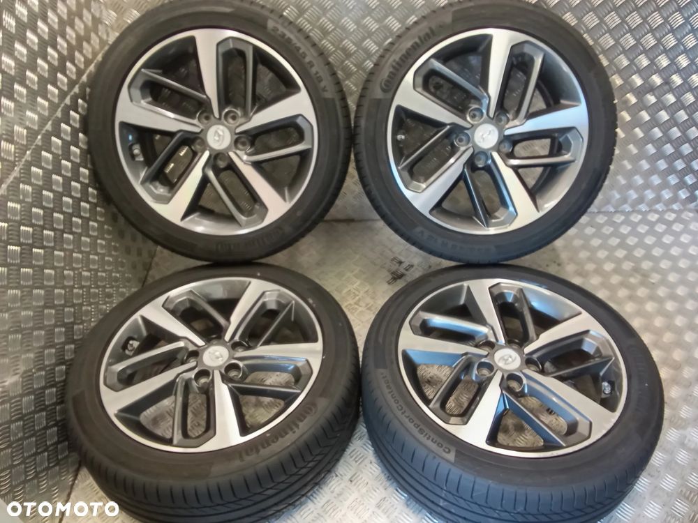 Koła Hyundai Kona Genesis I40 7,5Jx18 et52 5x114,3 7,3mm - 1