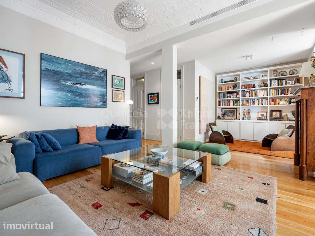 Apartamento T2 com pátio privativo em Santo António - Grande imagem: 4/31