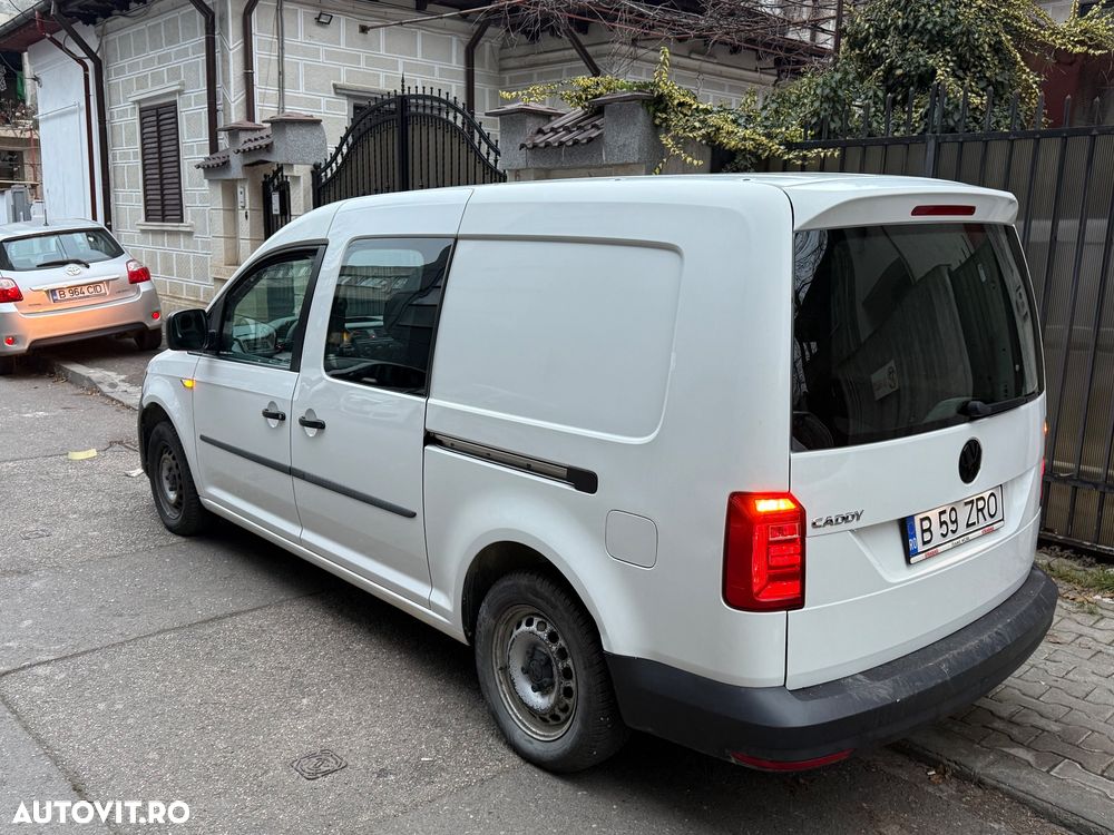 Volkswagen Caddy Maxi Life 2.0 TDI 90 kW - 28