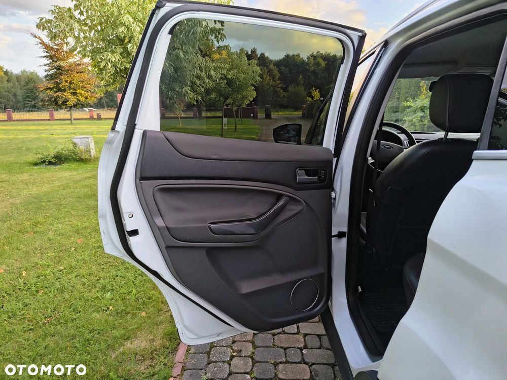 Ford Kuga 2.0 TDCi 4x4 Individual - 11