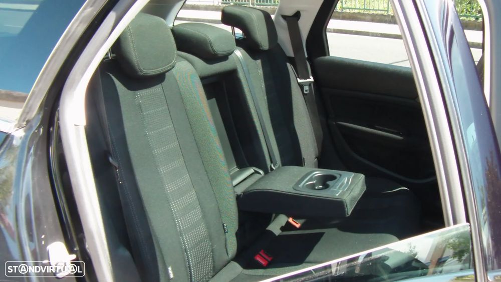 Peugeot 308 SW BlueHDi 120 Stop & Start Nível 2 Business-Line - 8