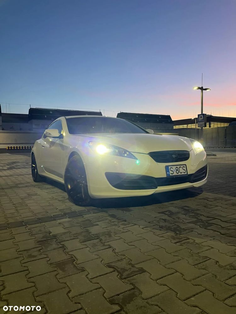Hyundai Genesis Coupe 3.8 V6 - 9
