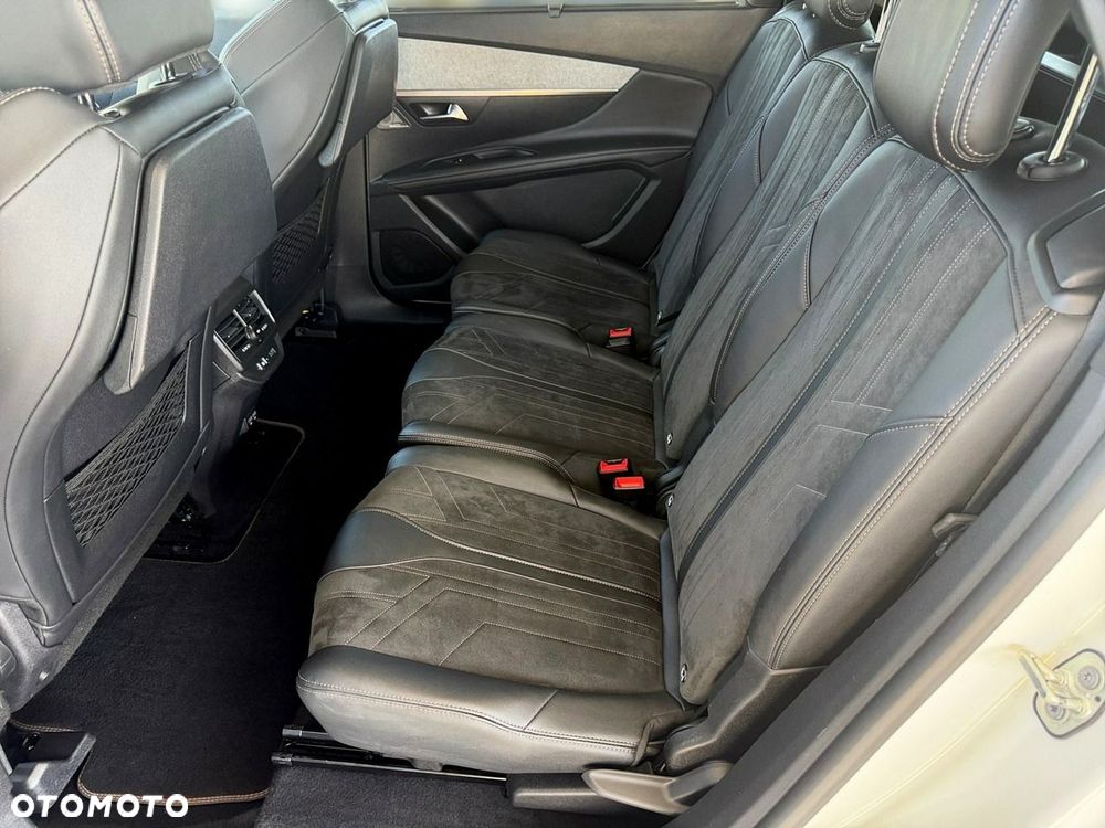 Peugeot 5008 - 23