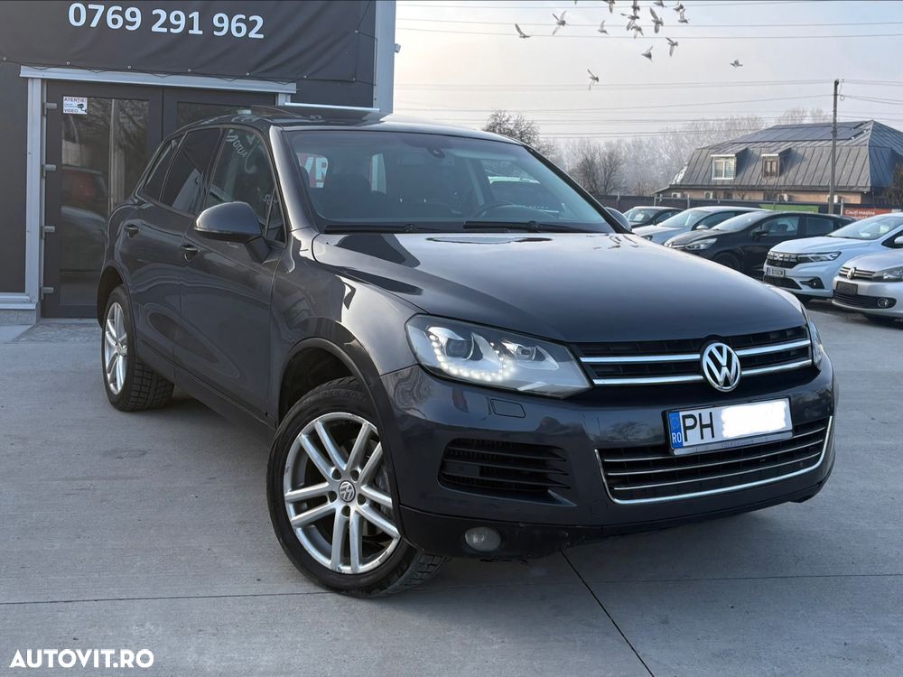 Volkswagen Touareg - 1