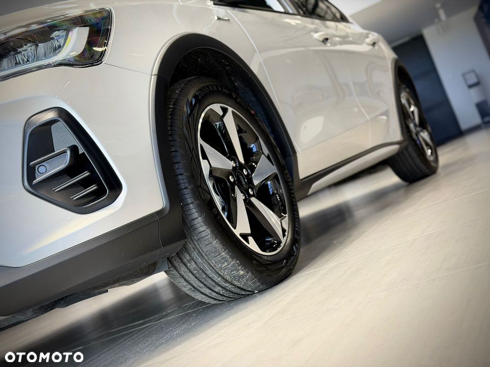 Ford Focus 1.0 EcoBoost mHEV Active X - 8