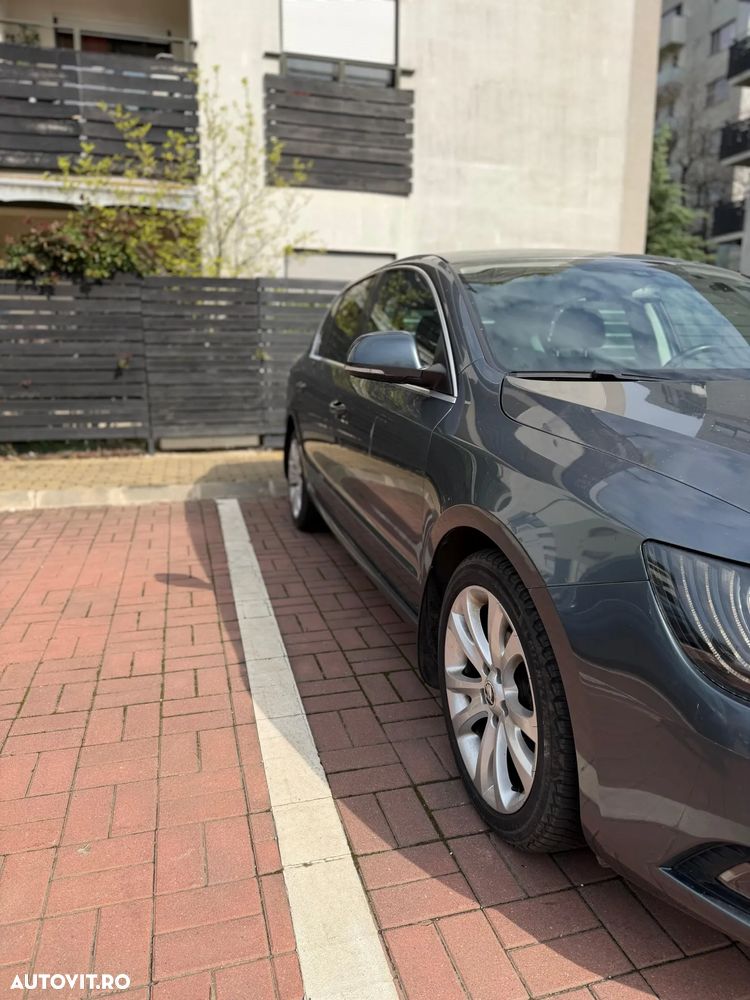 Skoda Superb 2.0 TDI Ambition - 2