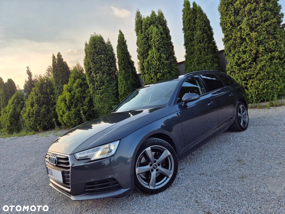 Audi A4 Avant 35 TDI S tronic design - 32