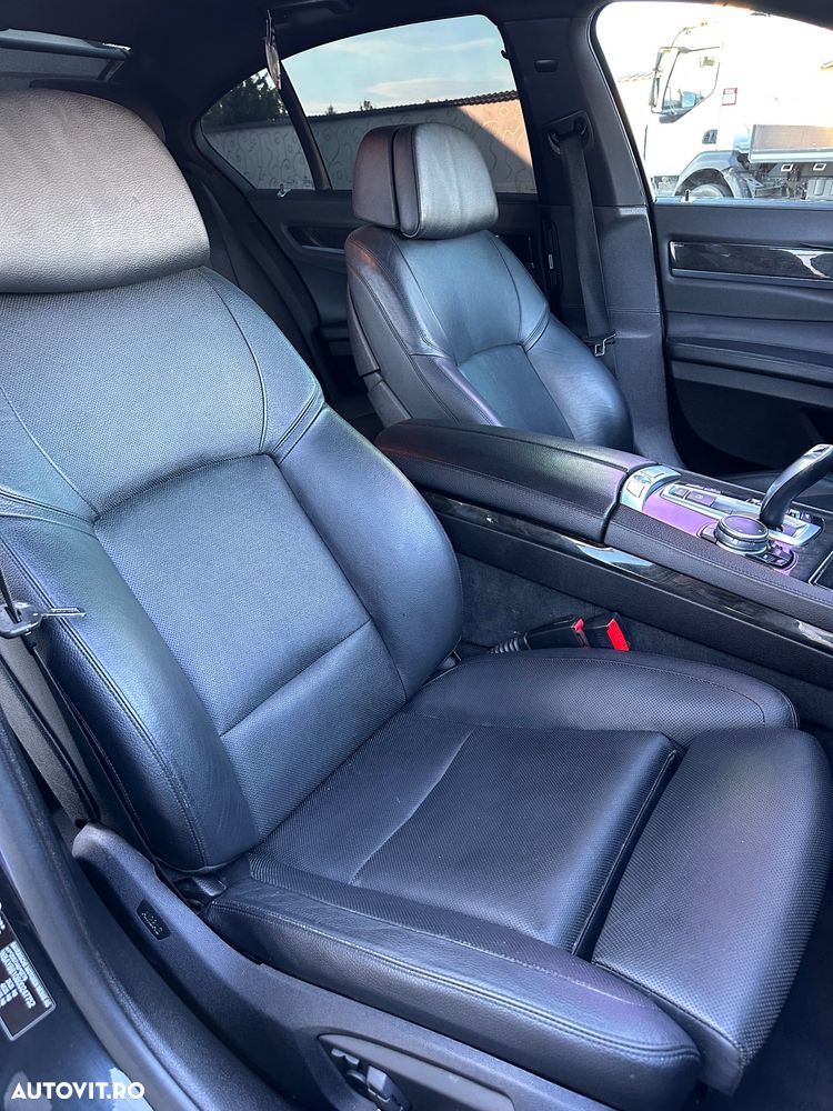 BMW Seria 7 750d xDrive - 12