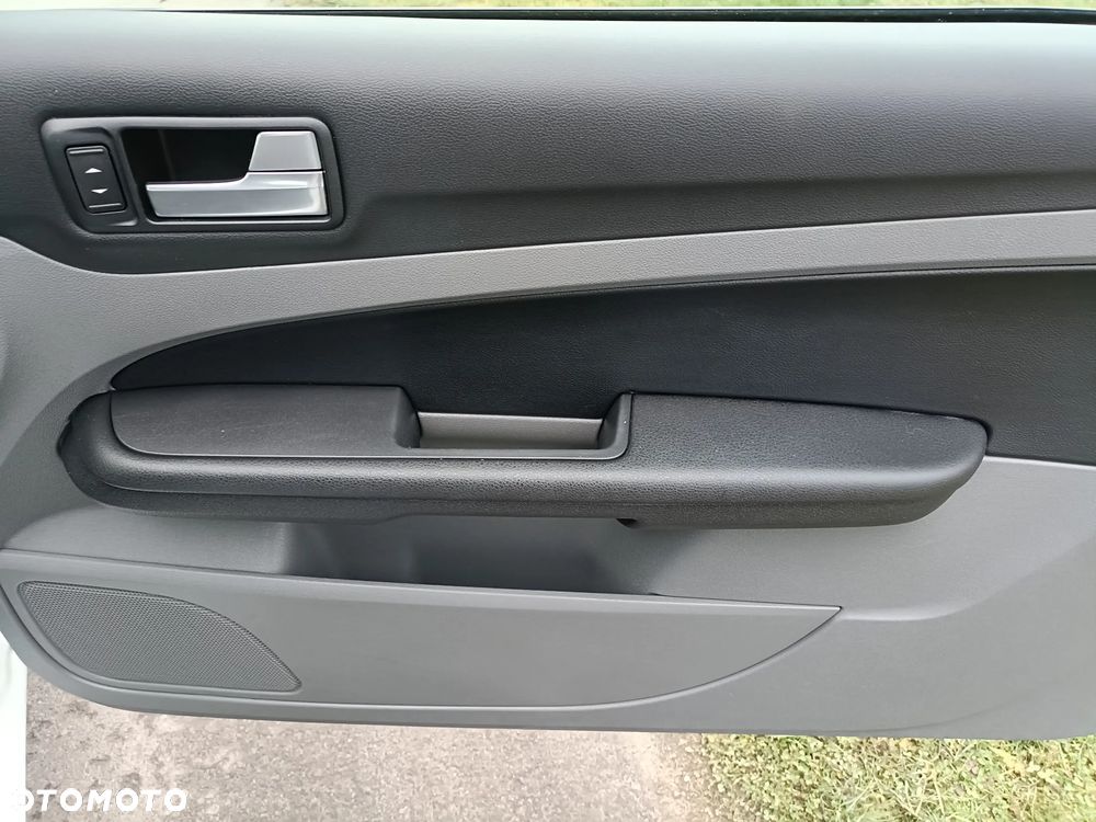 Ford Focus 1.4 16V Style - 16