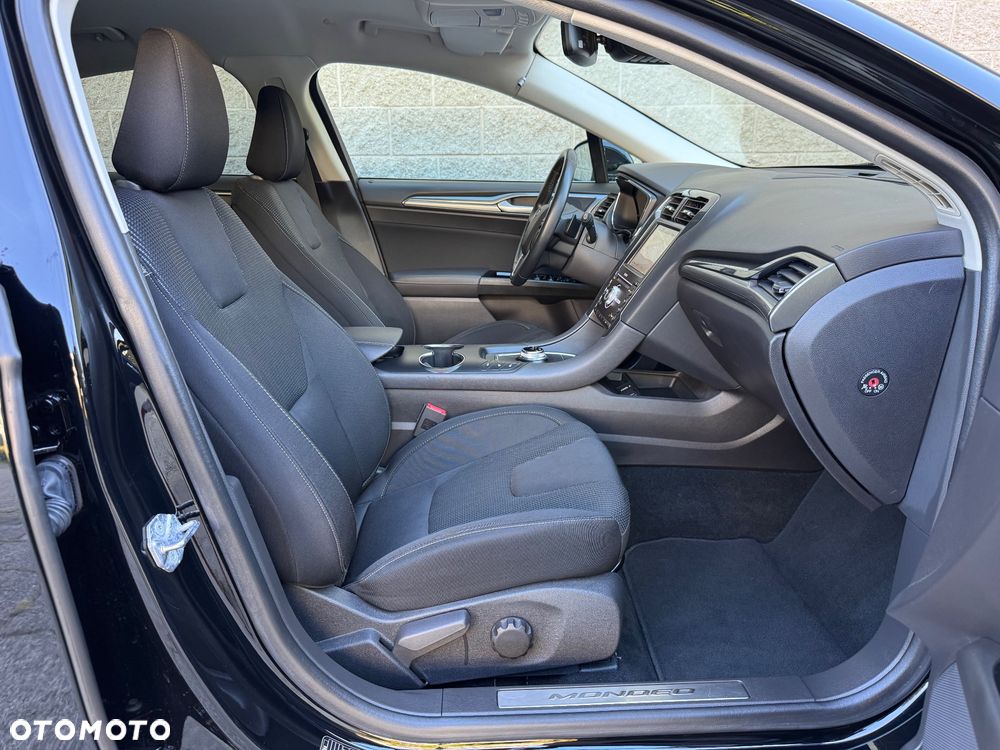 Ford Mondeo 2.0 EcoBlue Titanium - 17