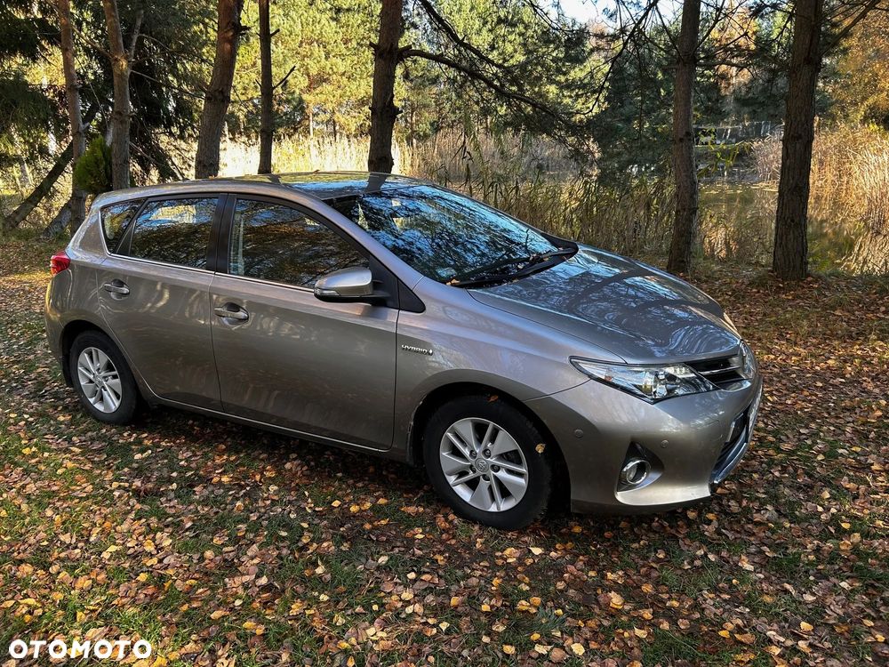 Toyota Auris - 1