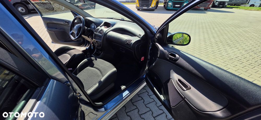 Peugeot 206 1.4 HDI XT - 14