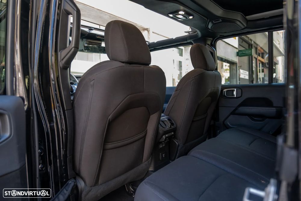 Jeep Wrangler 2.0 TG 4xe Sahara — fotografia 41
