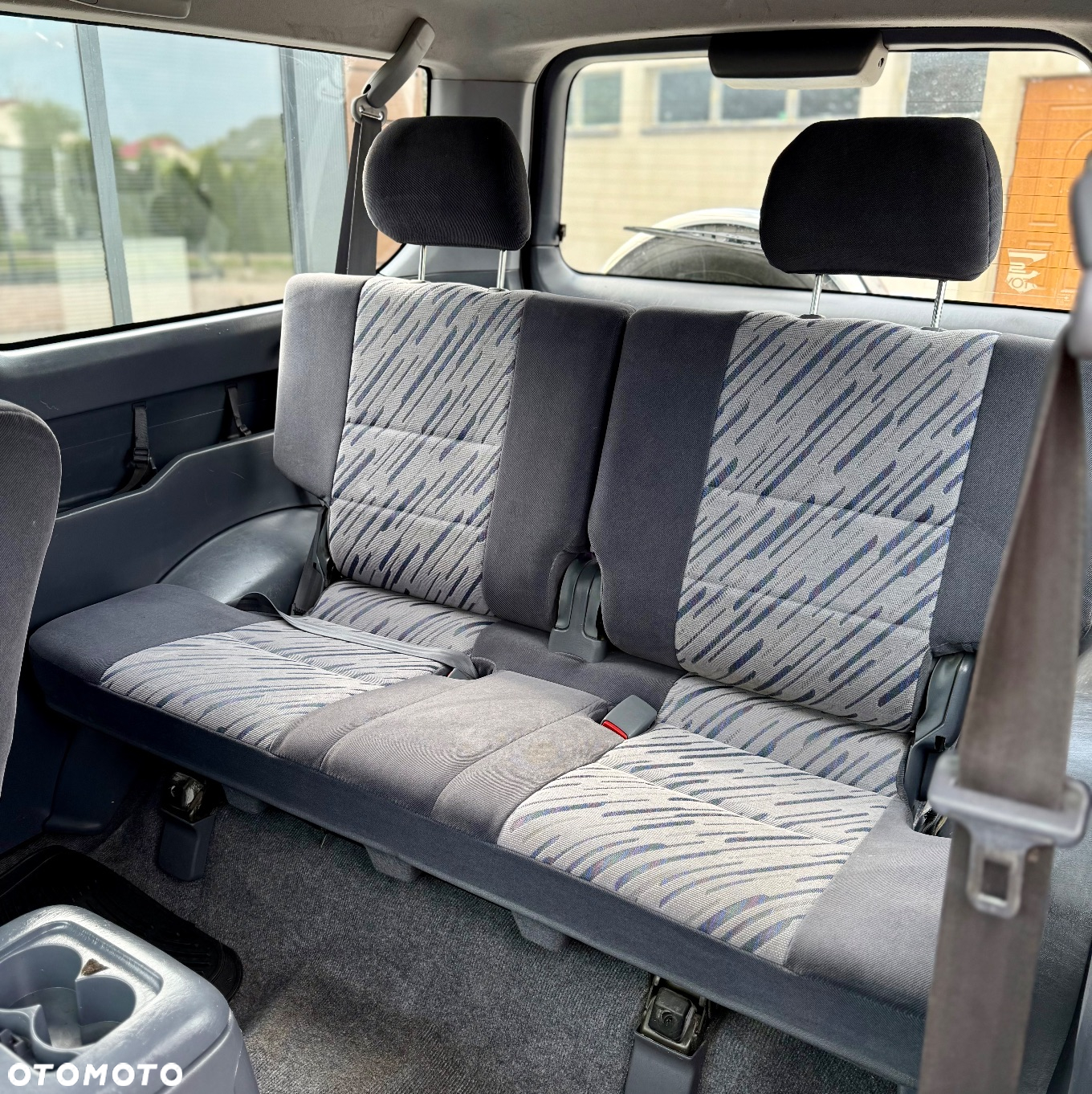 Toyota Land Cruiser - 12