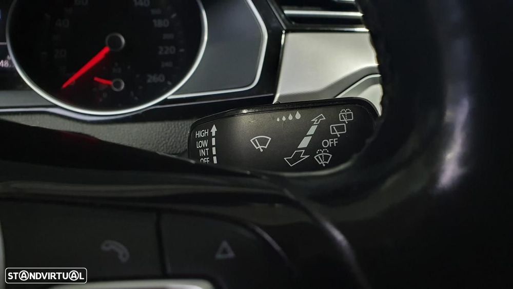 VW Passat Variant 1.6 TDI BlueMotion - 24