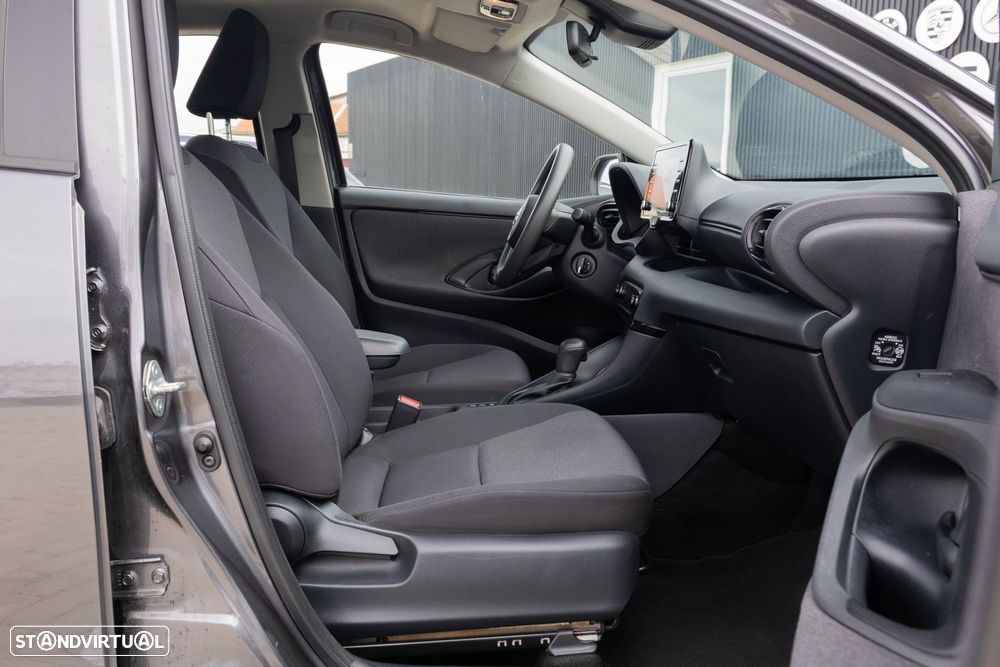 Toyota Yaris 1.5 HDF Comfort - 14