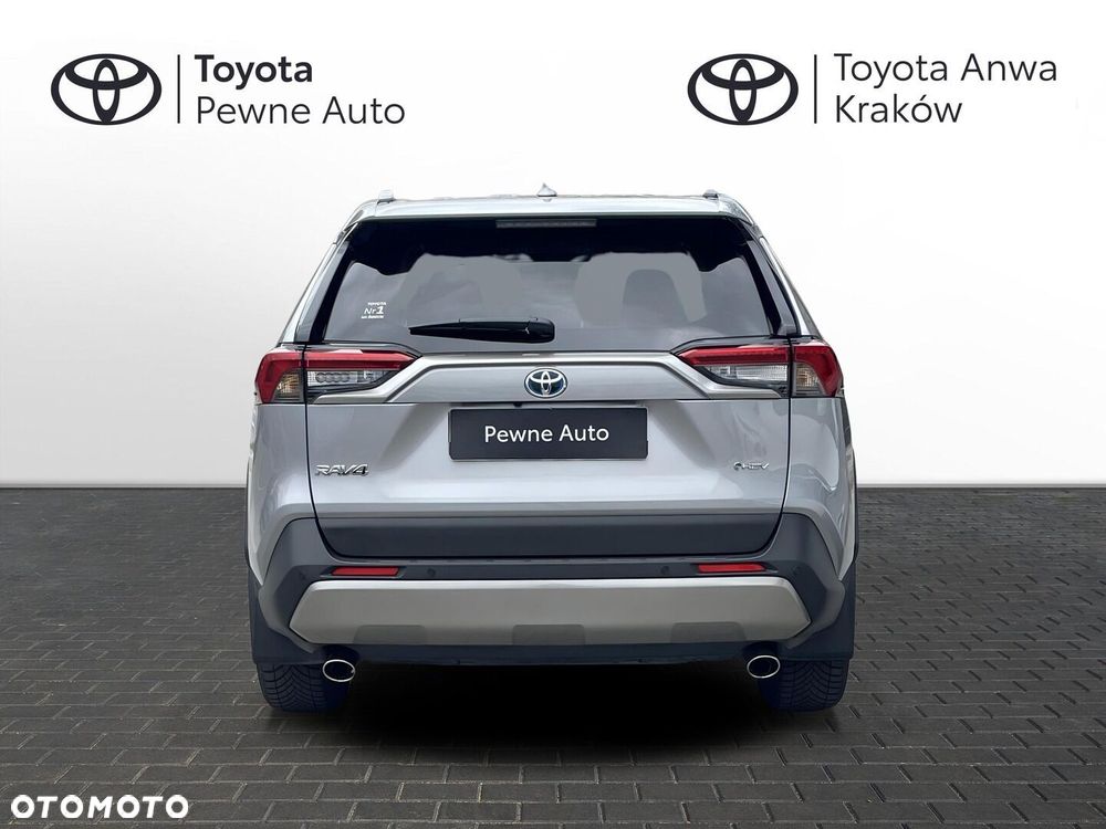 Toyota RAV4 - 8