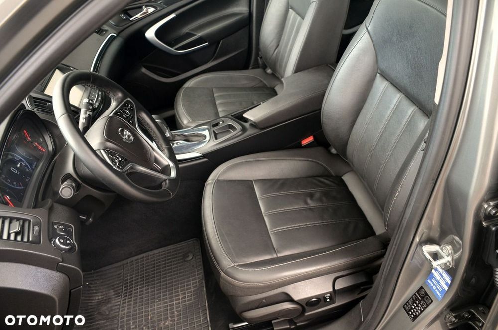 Opel Insignia - 14