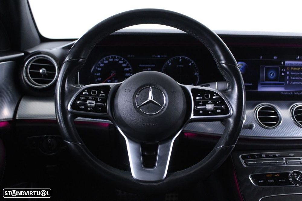 Mercedes-Benz E 300 de Avantgarde - 19