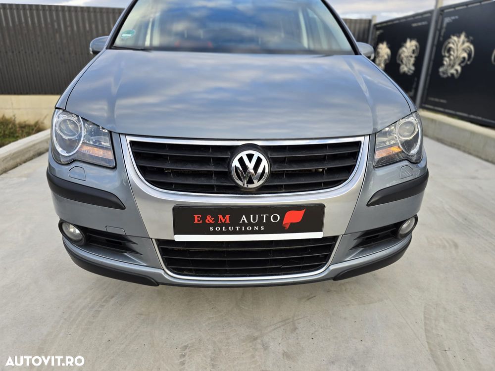 Volkswagen Touran 1.4 TSI Cross - 17