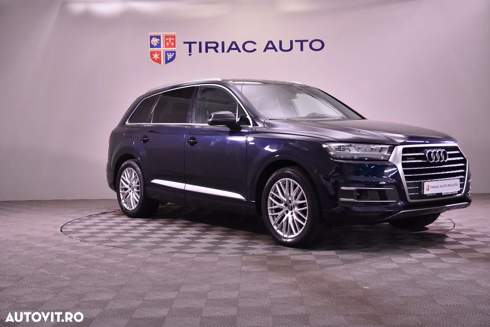 Audi Q7 - 7