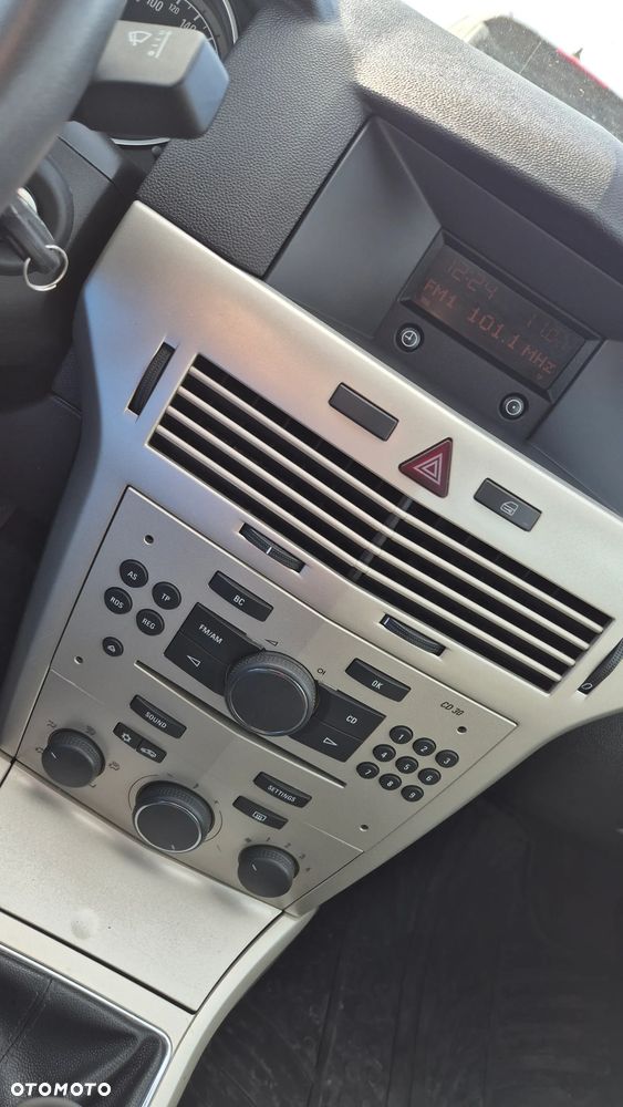 Opel Astra 1.4 Innovation 110 Jahre - 16