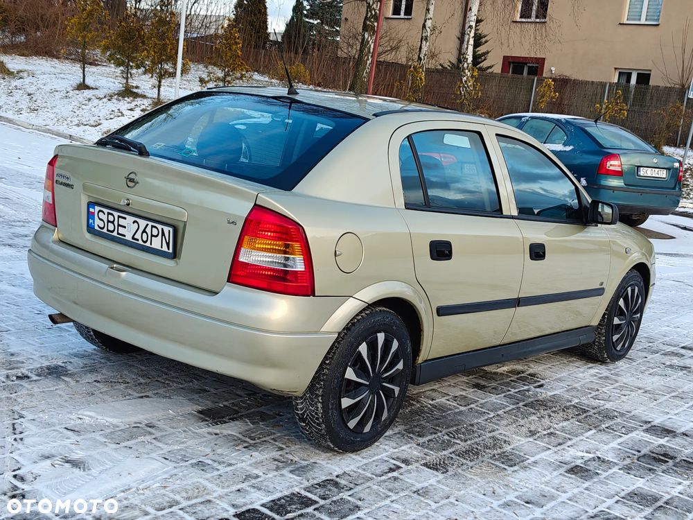Opel Astra 1.4 Comfort / Cool - 11