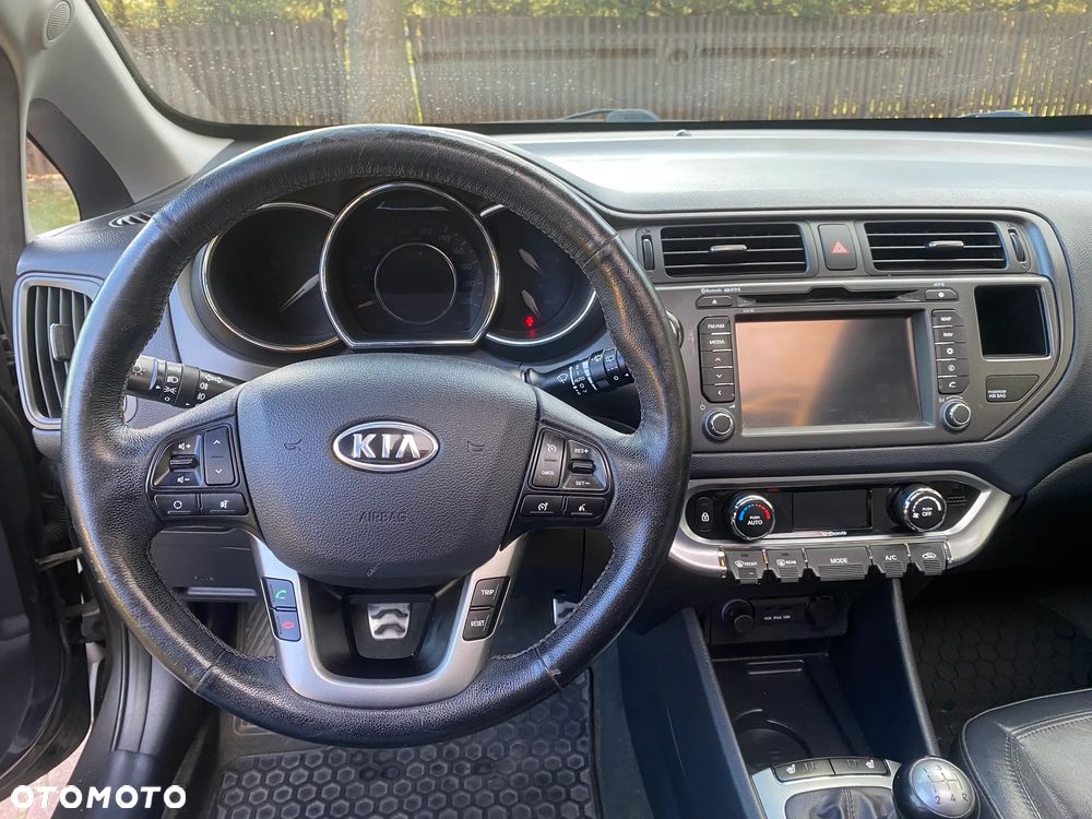 Kia Rio 1.2 Dream Team Edition - 18