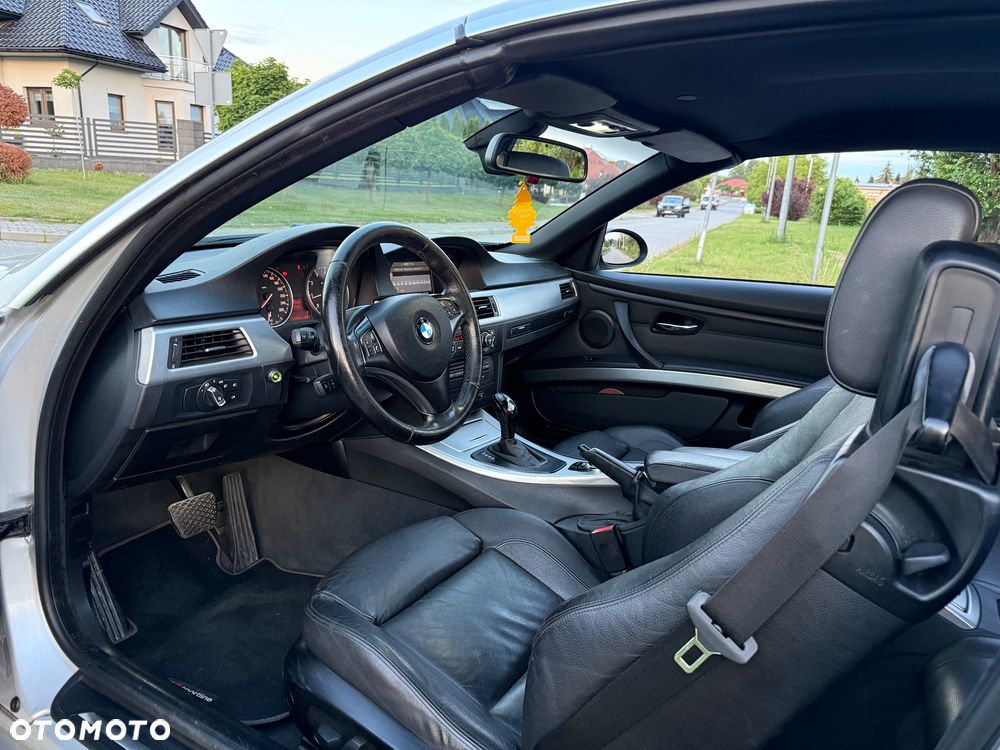 BMW Seria 3 320i Edition Exclusive - 11