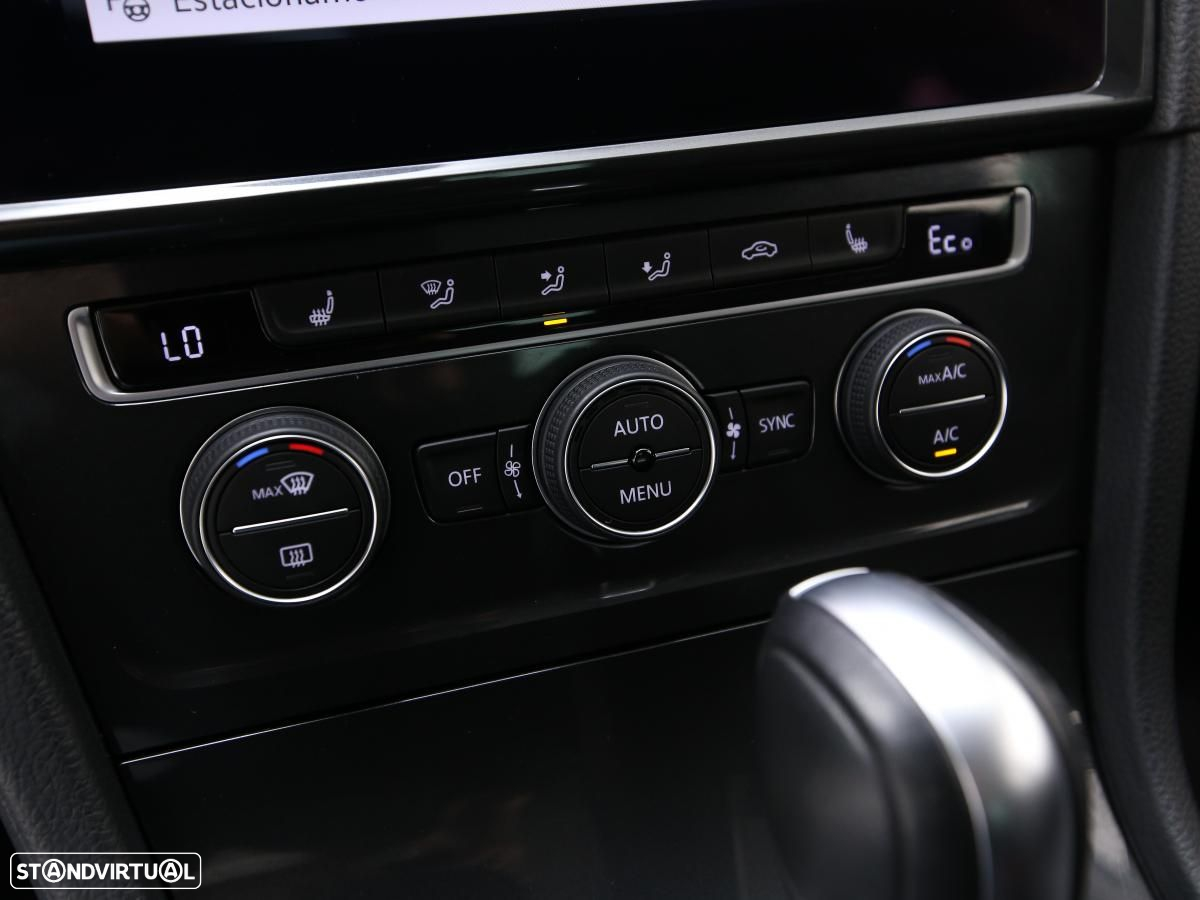 VW e-Golf AC/DC - 22