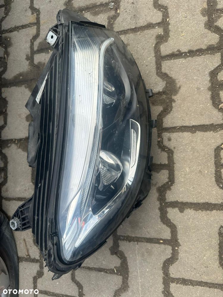 Mercedes-Benz GLC - 14