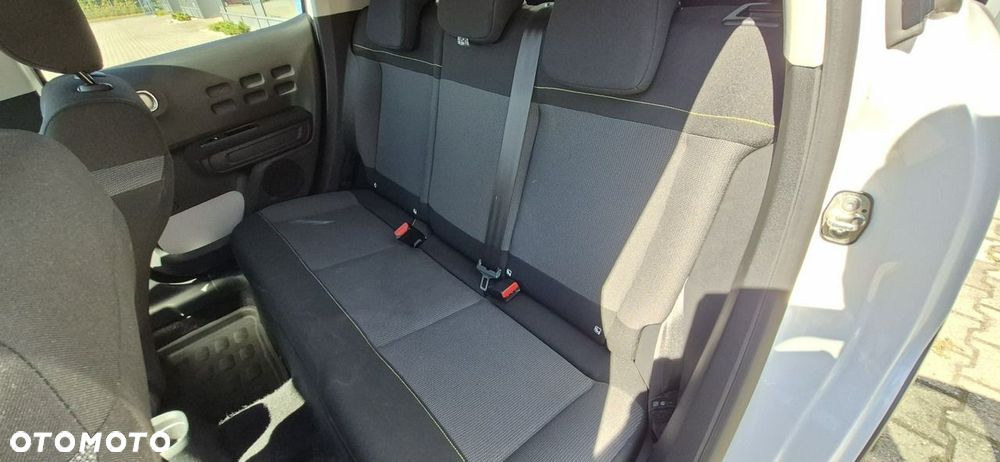 Citroën C3 1.2 PureTech Shine EAT6 - 22