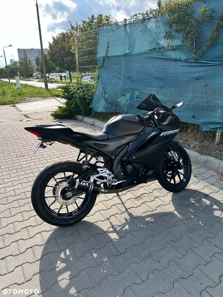 Yamaha YZF - 6