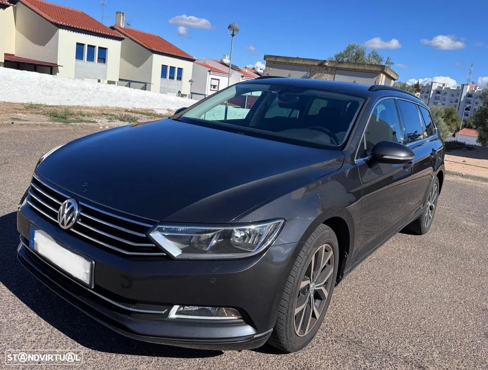 VW Passat - 1