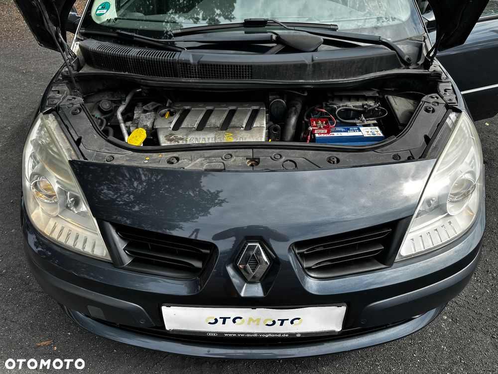 Renault Scenic - 22